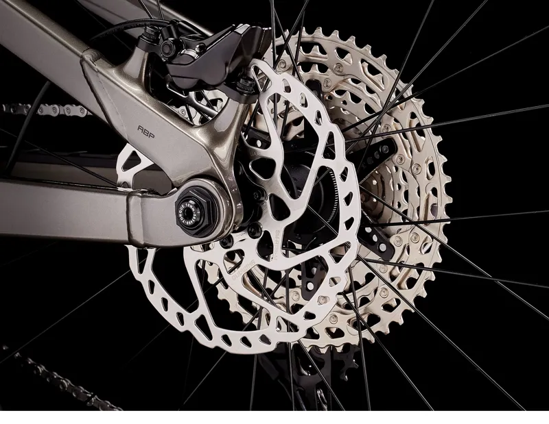 Trek Slash 7 Trail Mountain Bike in Mercury-1